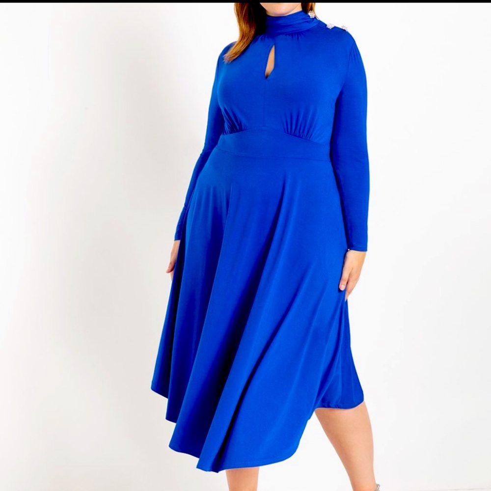 Eloquii Mock Neck Dress with Diamond Detail. NWOT